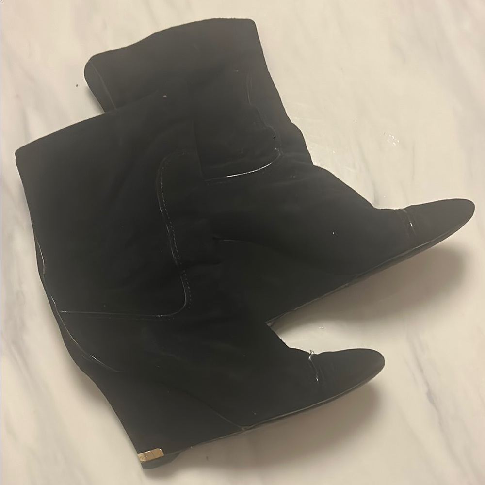 Louis Vuitton Black Wedge Shoes Sleek Design